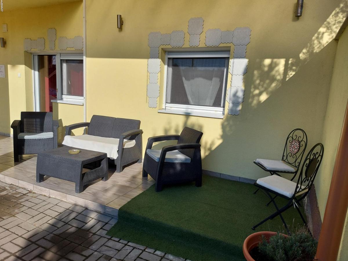 Corner Apartman 5 Siófok Buitenkant foto