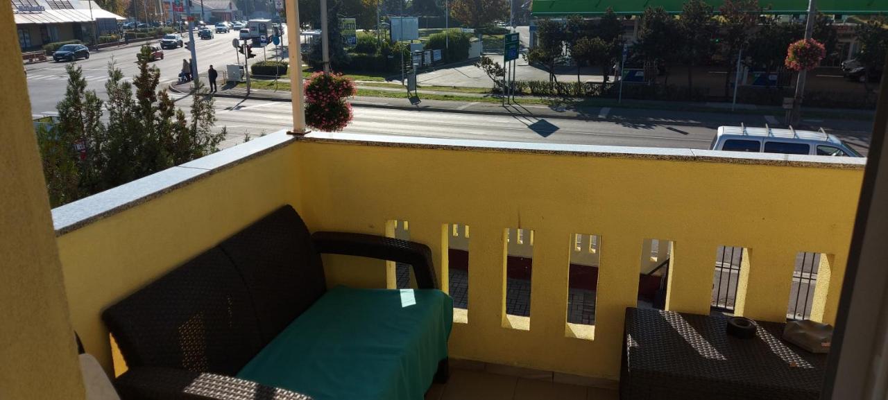Corner Apartman 5 Siófok Buitenkant foto