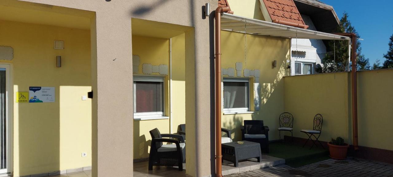 Corner Apartman 5 Siófok Buitenkant foto